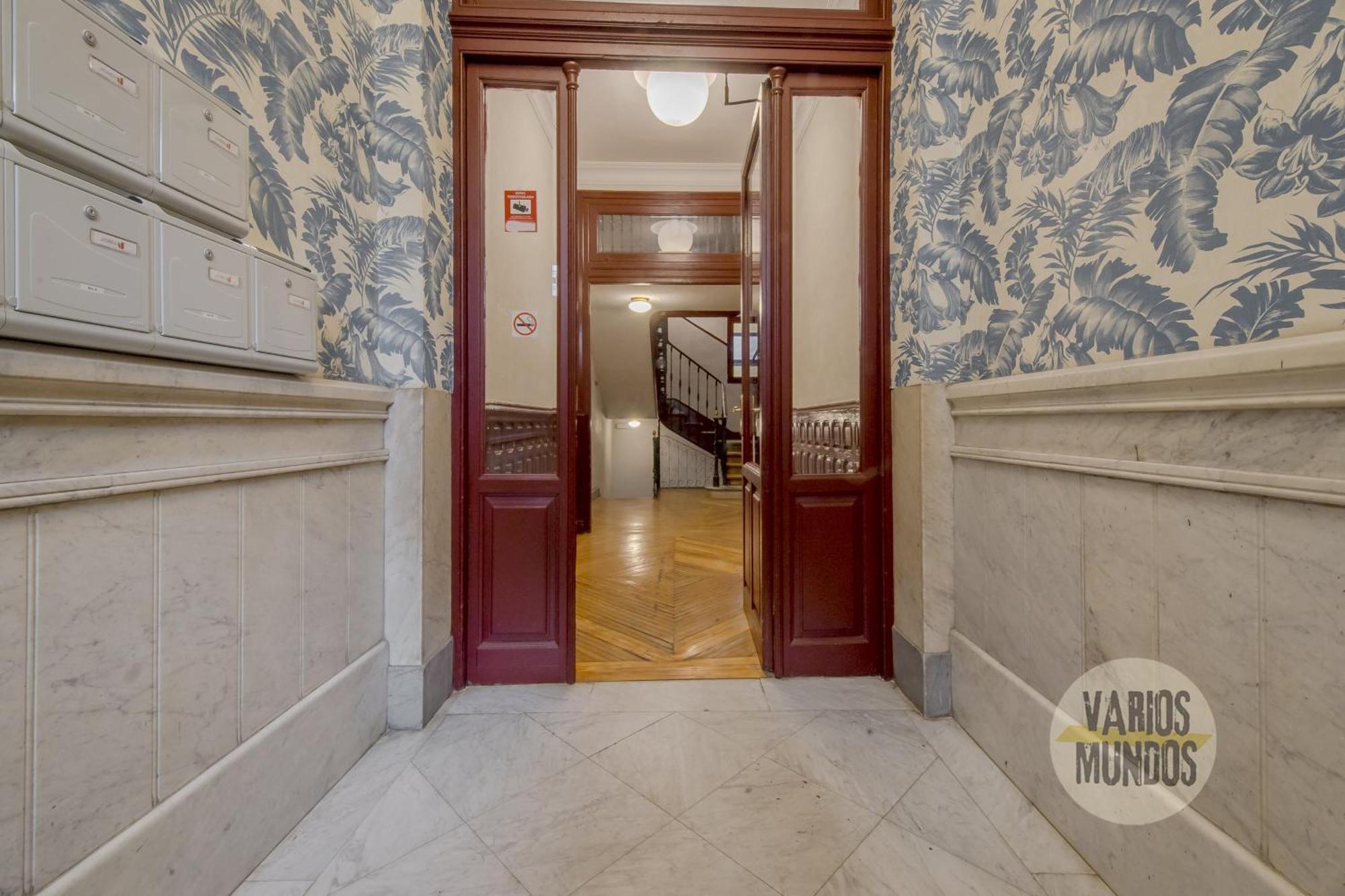Elegant Apt Para 4Pax En Las Letras-Cortes Madrid Exterior foto